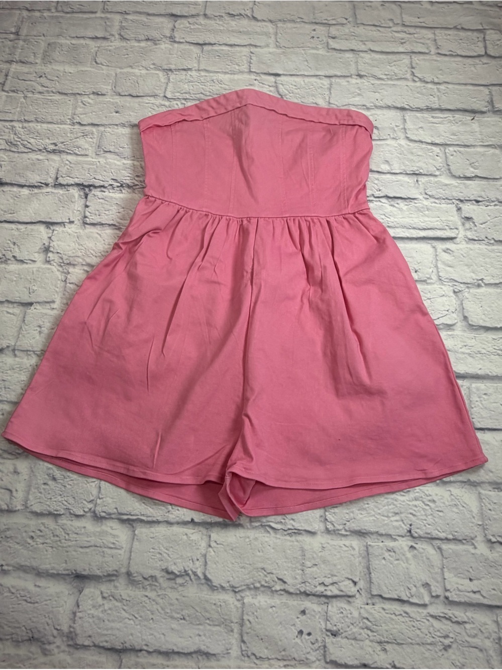 Mayblanc Strapless Pink Women’s Shorts Romper. Size Large.